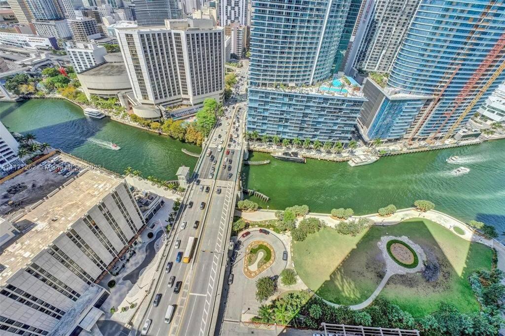 Waterfront Luxury 2 Bedrooms Iconbrickell Appartement